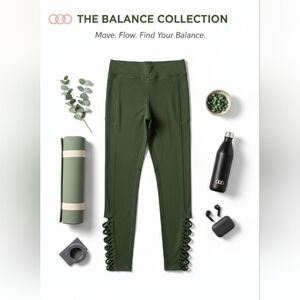 Balance Collection Olive Mesh Criss Cross Leggings Medium
